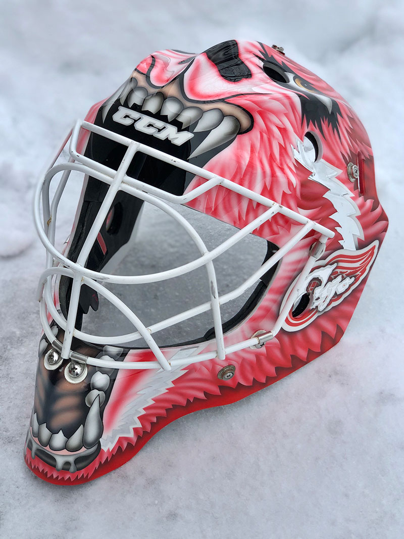 Cujo Red Wings replica mask left detail
